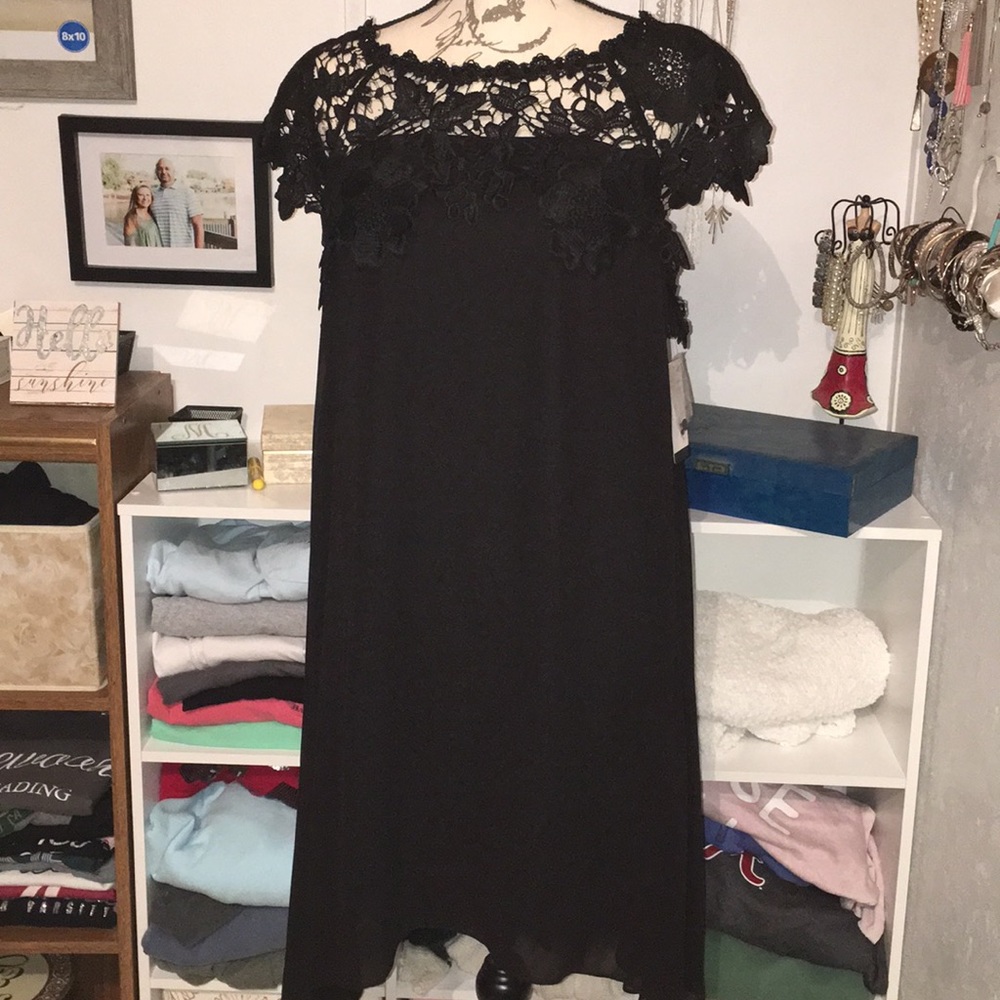 Black sleeveless party dress. Size 8